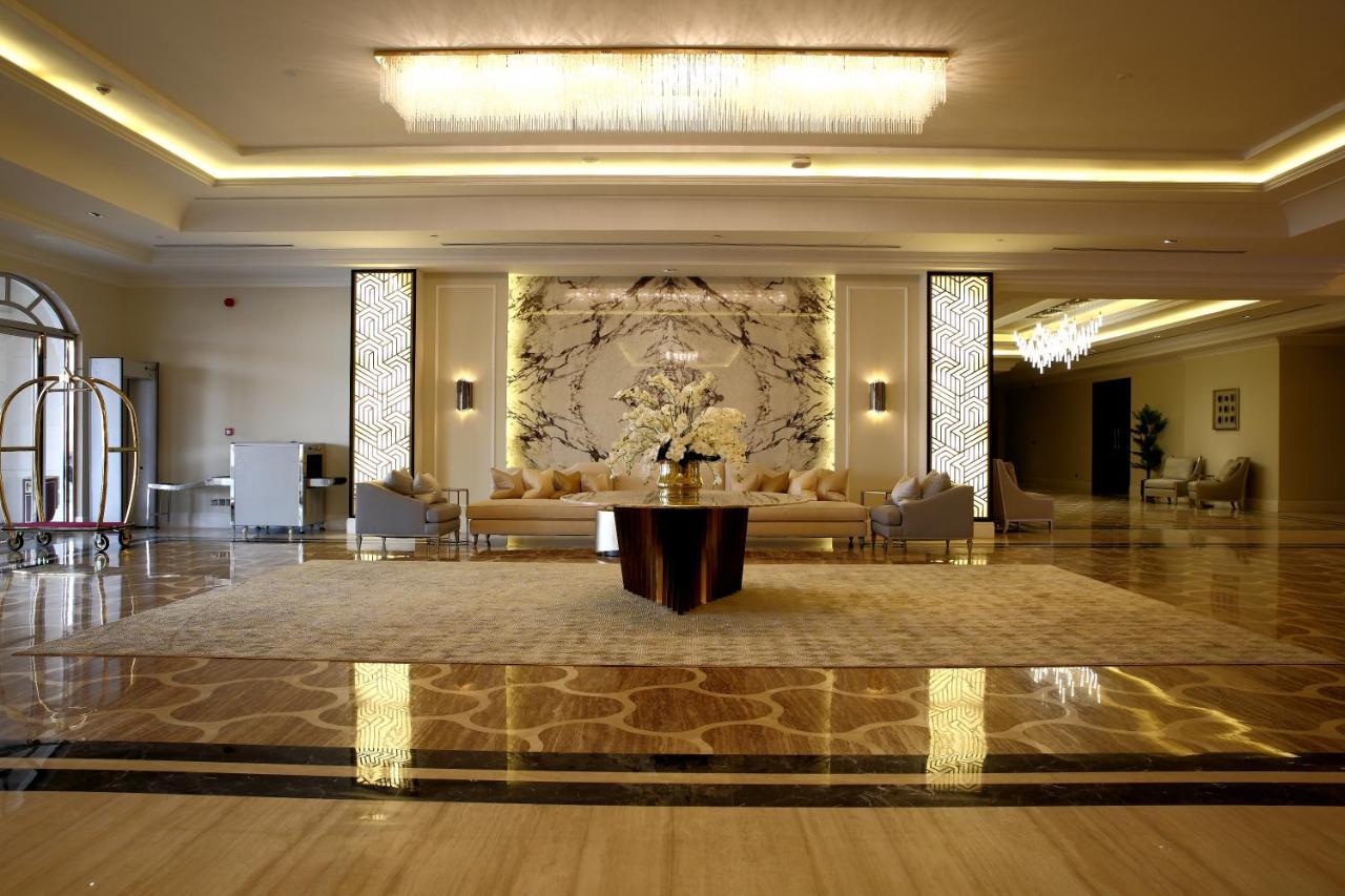 Vittori Palace Hotel And Residences Riyadh Exterior photo Lobby